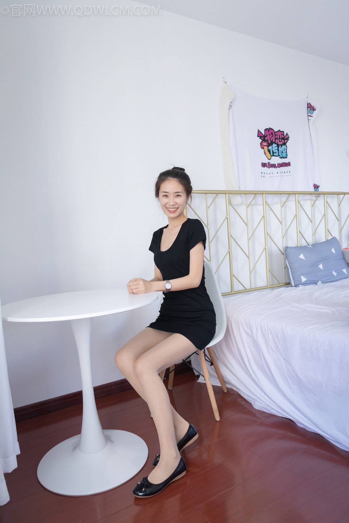 物恋传媒 -  第957-976共20期打包[棉袜，船袜，裸足，丝袜，打包]