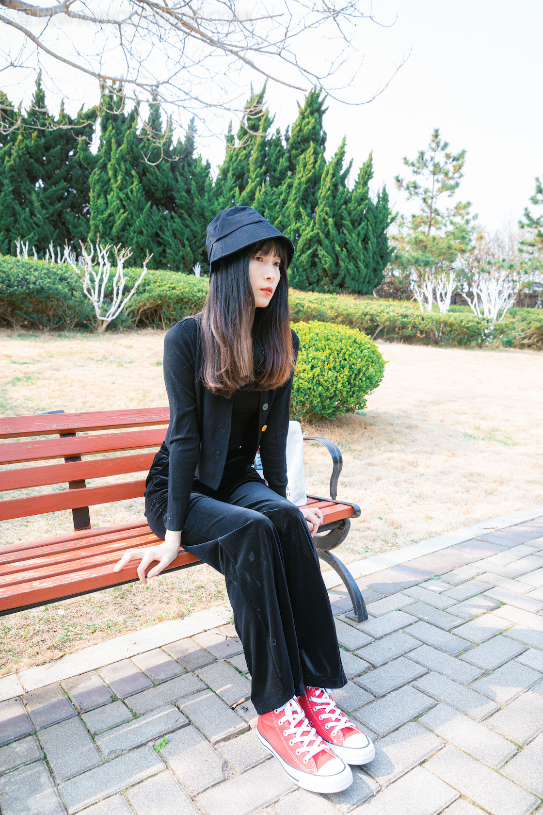 资讯|物恋传媒 &#8211; NO.1182期 《猫耳》 帆布鞋，粉色棉船袜，裸足