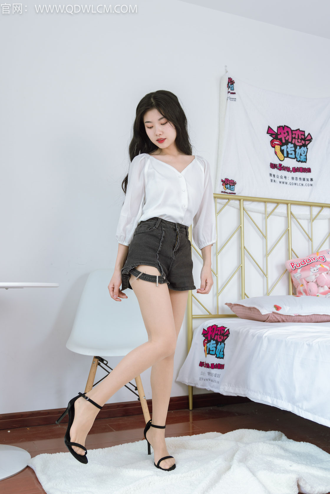 资讯|物恋传媒 &#8211; NO.1240期 《米米》 高跟鞋，肉丝[脚尖透明款]