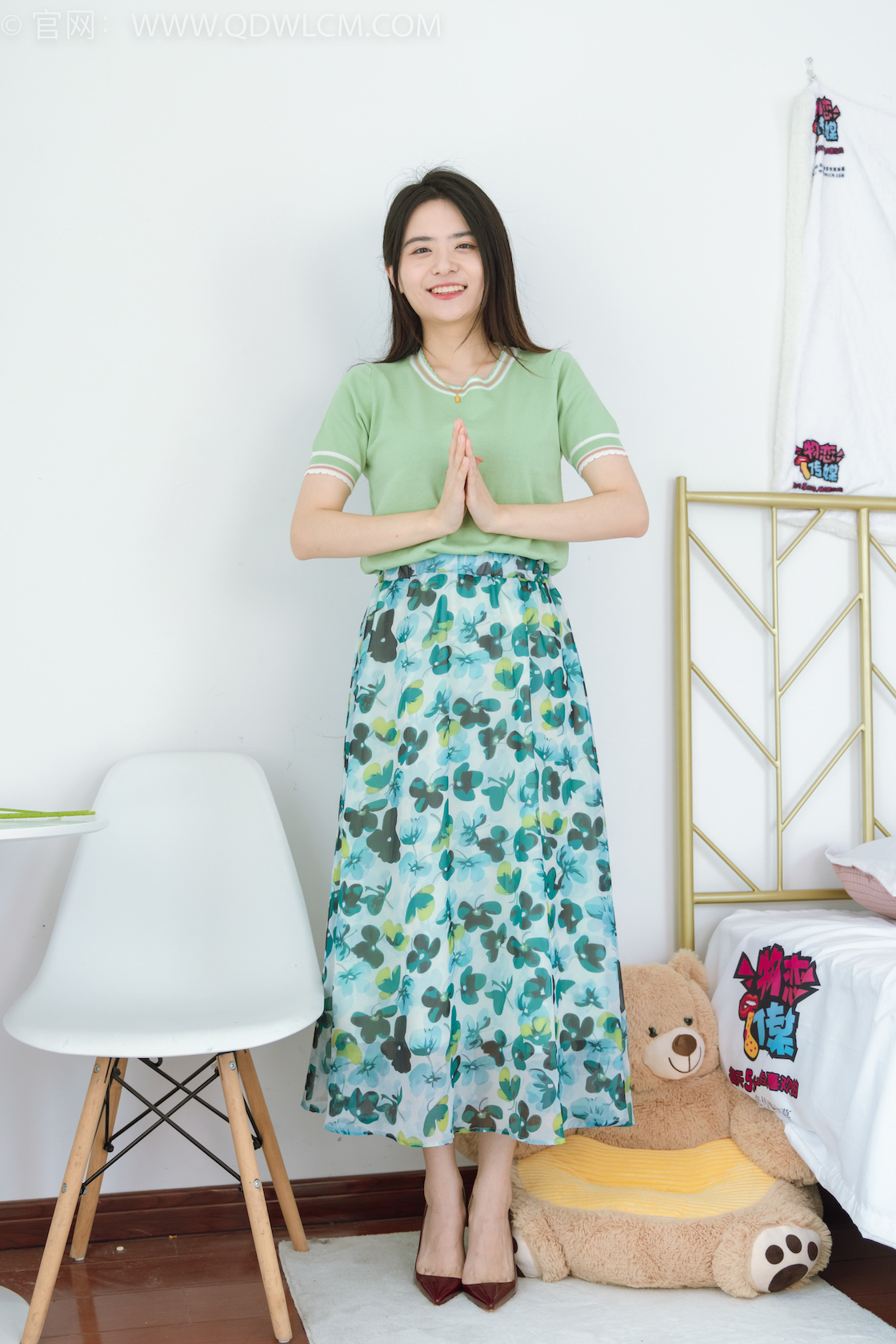 资讯|物恋传媒 &#8211; NO.1475期 《然然》 四双高跟鞋，裸足