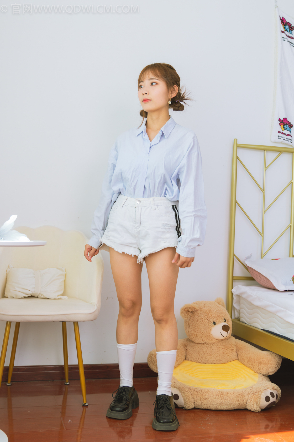 资讯|物恋传媒 &#8211; NO.1499期 《双双》 黑皮鞋，白丝小腿袜，裸足