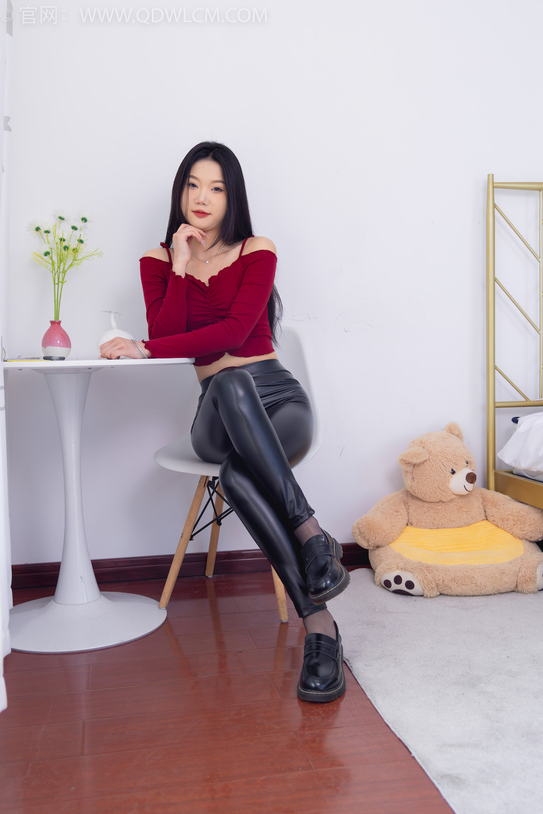 资讯|物恋传媒 &#8211; NO.1481期 《小竹》 皮鞋，薄黑丝[脚尖透明款，裤里丝]，裸足