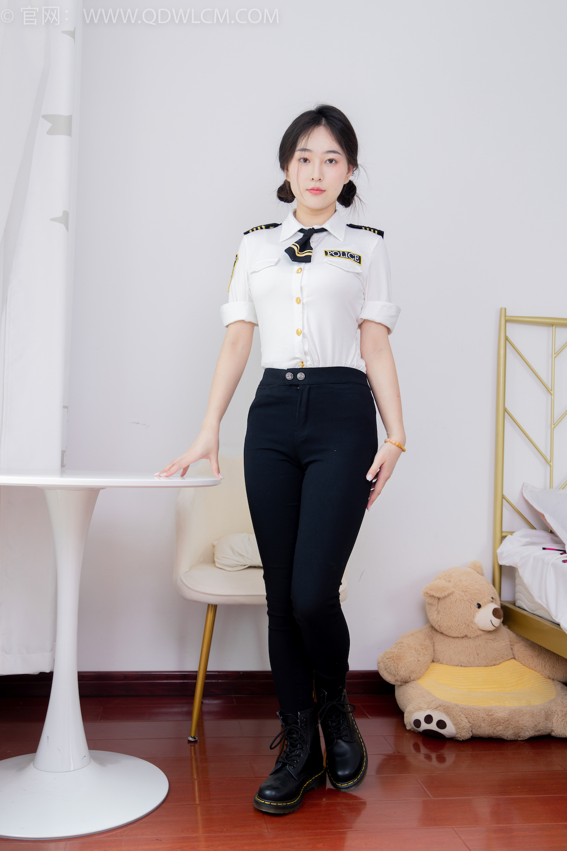 资讯|物恋传媒 &#8211; NO.1654期 《美兔》 高跟鞋，马丁靴，白棉袜，白船袜