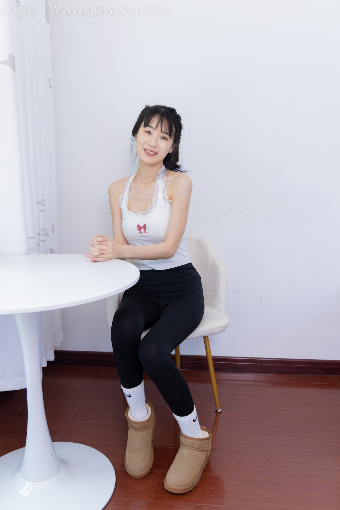 资讯|物恋传媒 &#8211; NO.1814期 《菜菜》 雪地靴，白棉袜，瑜伽裤