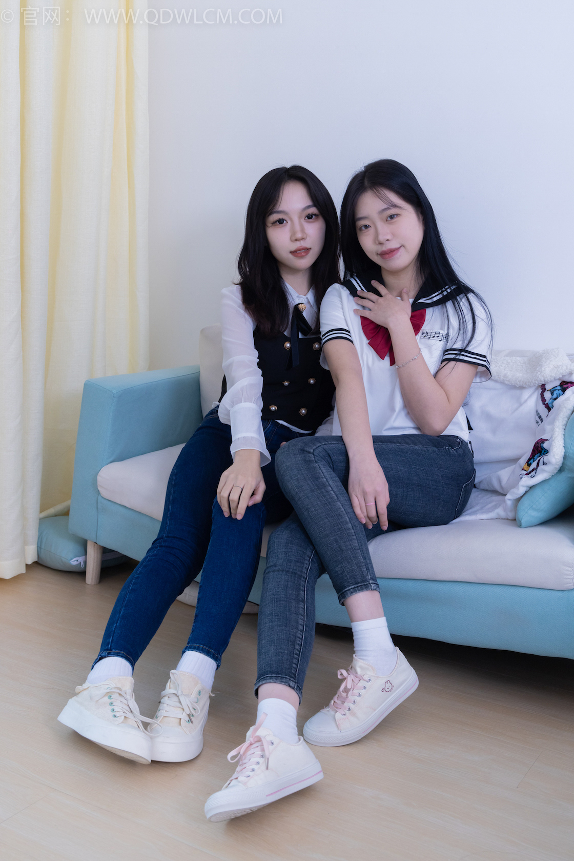 资讯|物恋传媒 &#8211; NO.1835期 《纱纱小谷》 帆布鞋，白棉袜，西服裤，牛仔裤，抖腿剧情