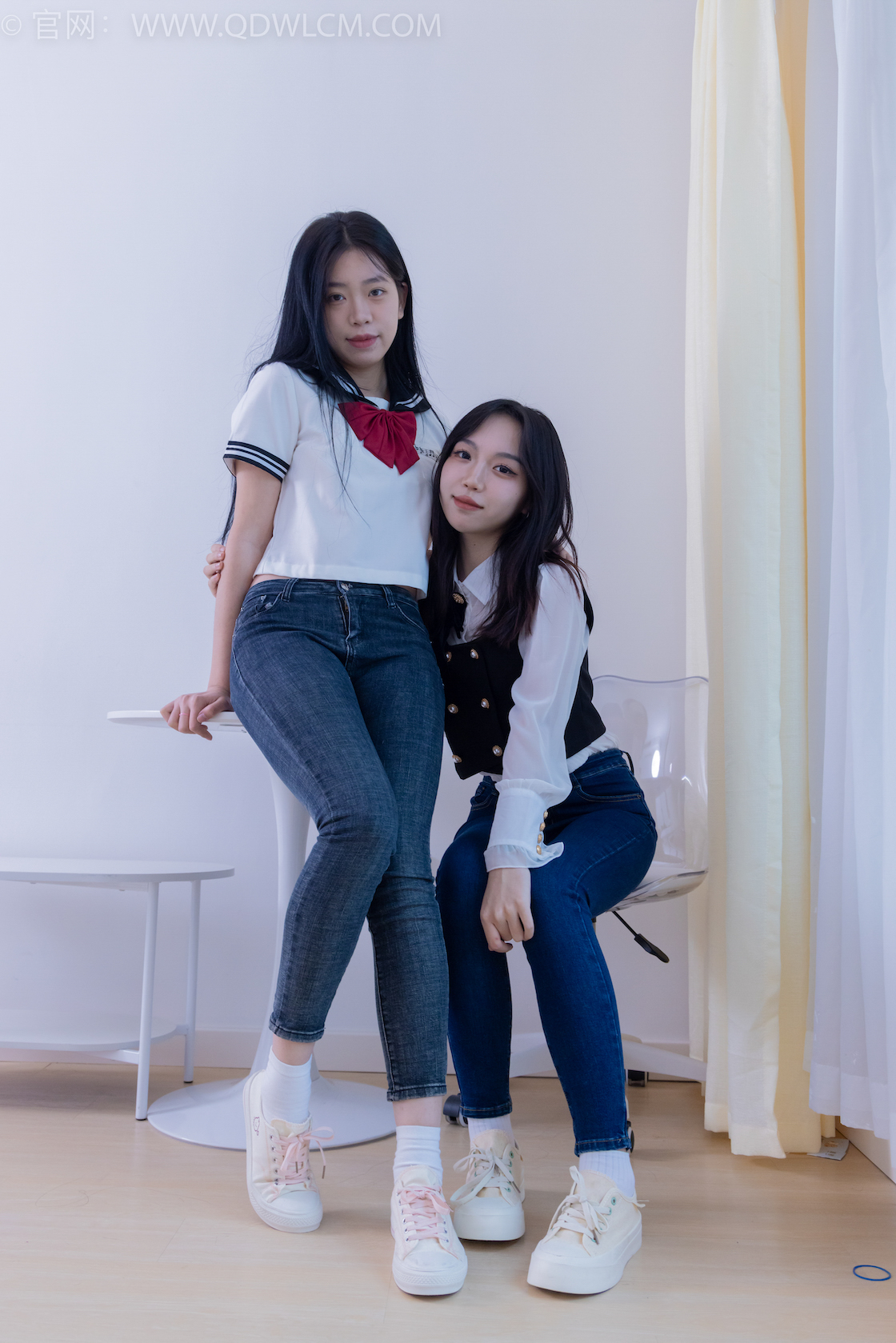 资讯|物恋传媒 &#8211; NO.1835期 《纱纱小谷》 帆布鞋，白棉袜，西服裤，牛仔裤，抖腿剧情