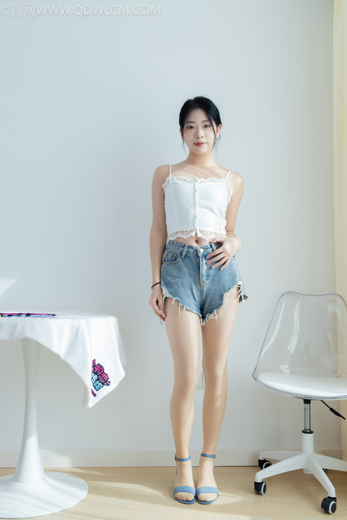 资讯|物恋传媒 &#8211; NO.1915期 《小谷》 凉鞋，厚肉丝