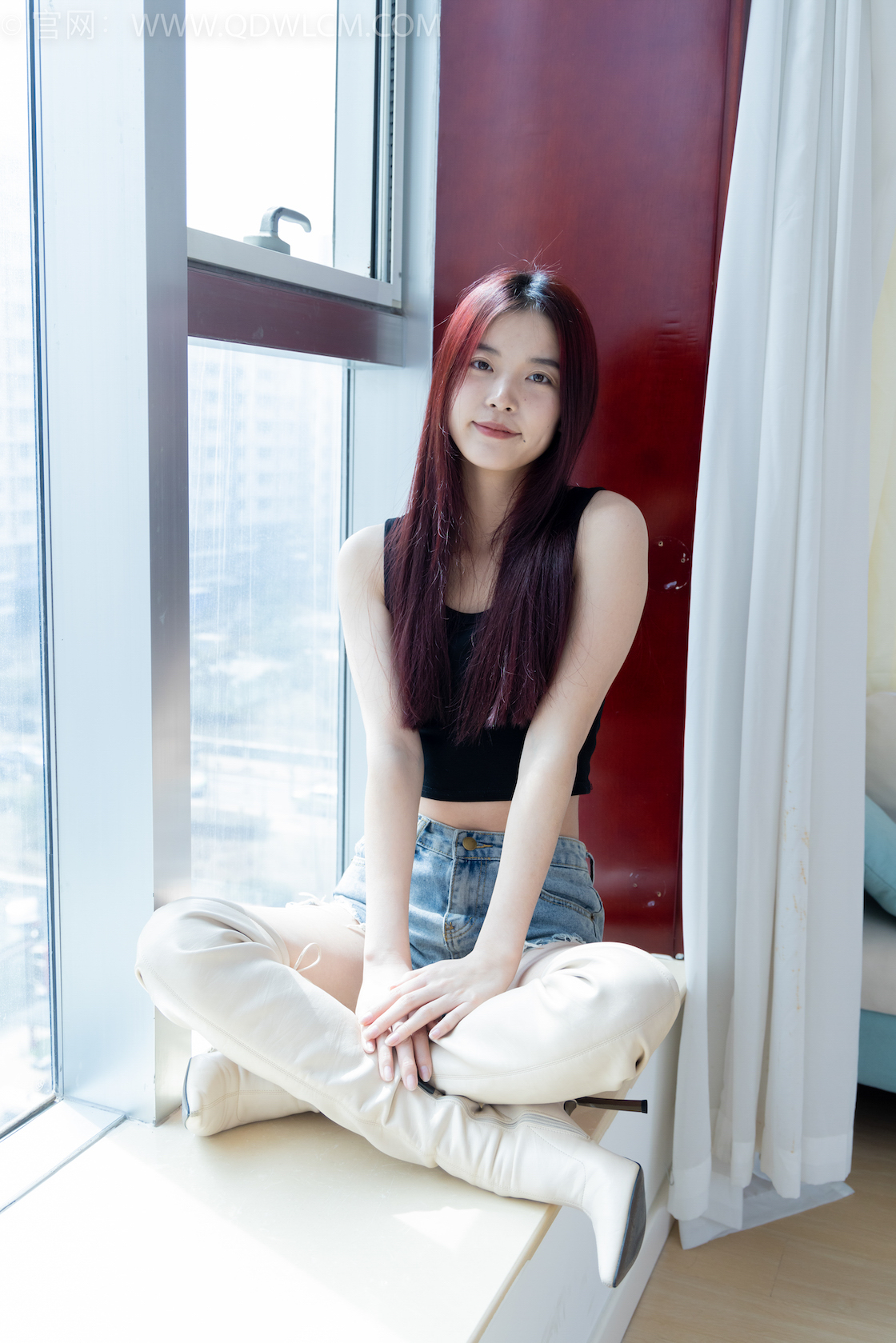 资讯|物恋传媒 &#8211; NO.1956期 《茯苓》 高跟长靴[数量较多]，短白棉袜，裸足