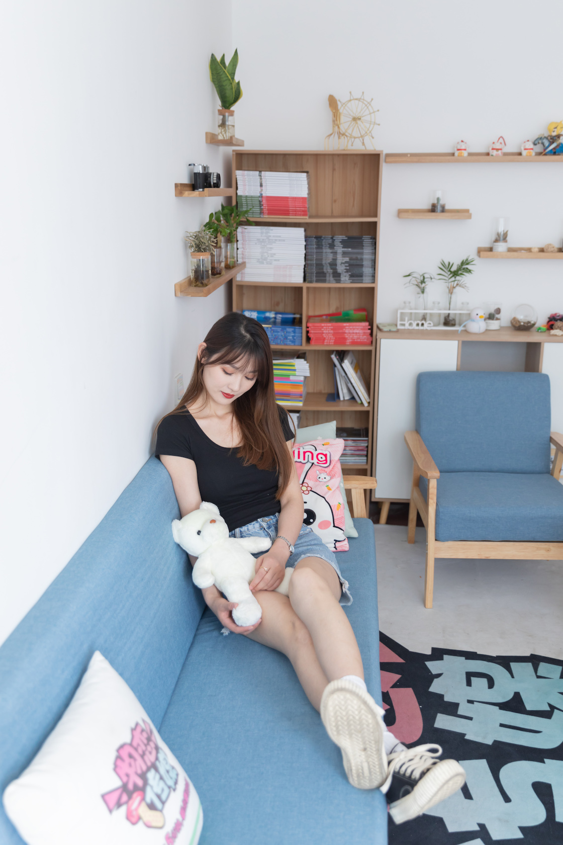 资讯|物恋传媒 &#8211; NO.836期 《琪琪》 帆布鞋，白棉袜，裸足