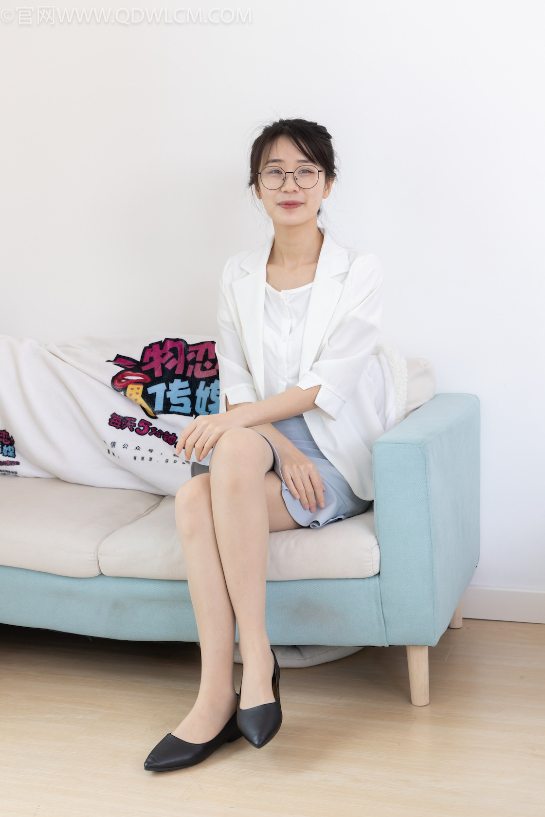 资讯|物恋传媒 &#8211; NO.1994期 《菜菜》 平底鞋，肉丝[脚尖加固款]，丝袜脚玩笔袋剧情