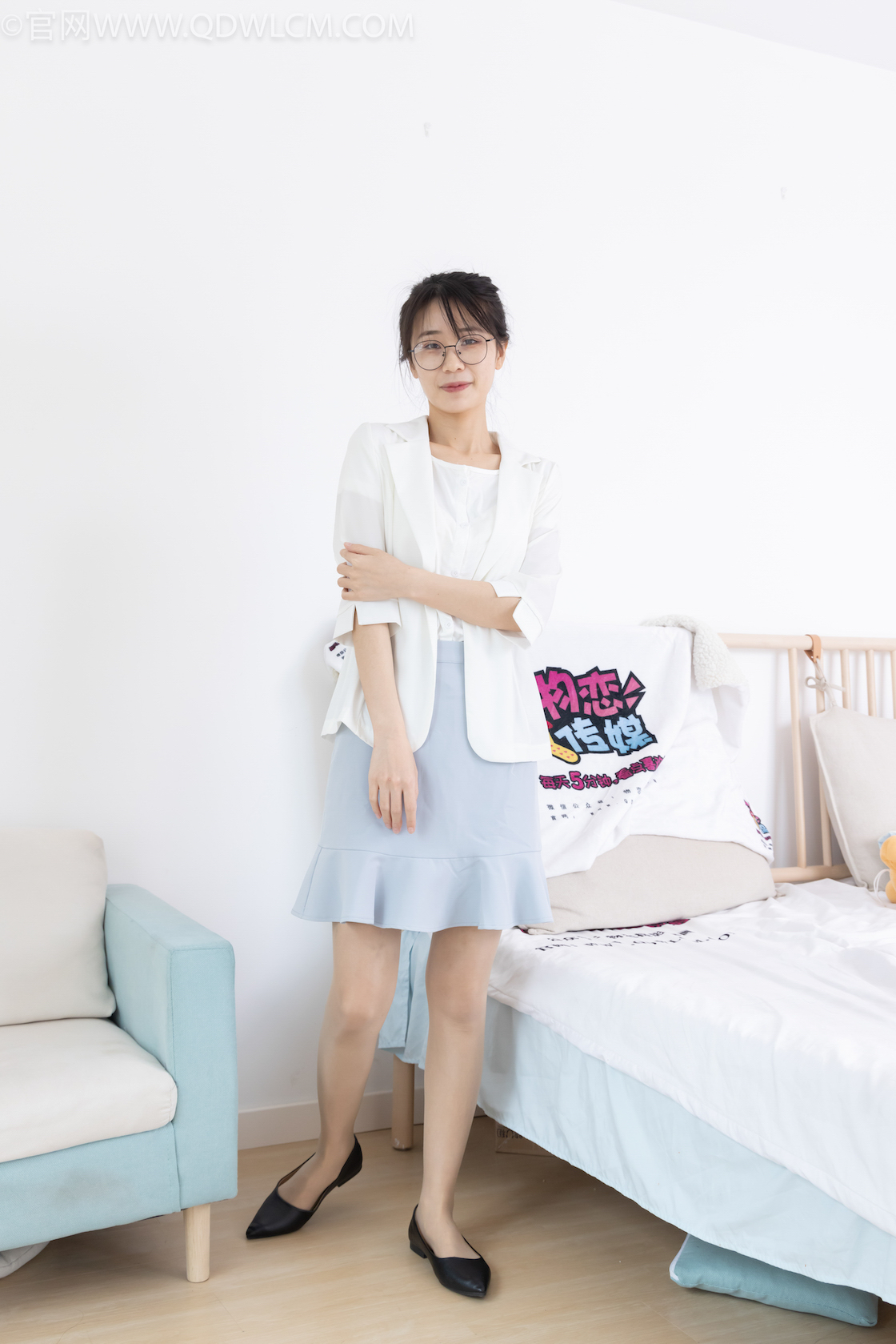 资讯|物恋传媒 &#8211; NO.1994期 《菜菜》 平底鞋，肉丝[脚尖加固款]，丝袜脚玩笔袋剧情