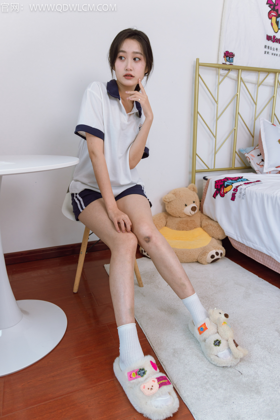 物恋传媒 - NO.1427期 《小敏》 棉拖鞋，白棉袜，小敏昏睡剧情