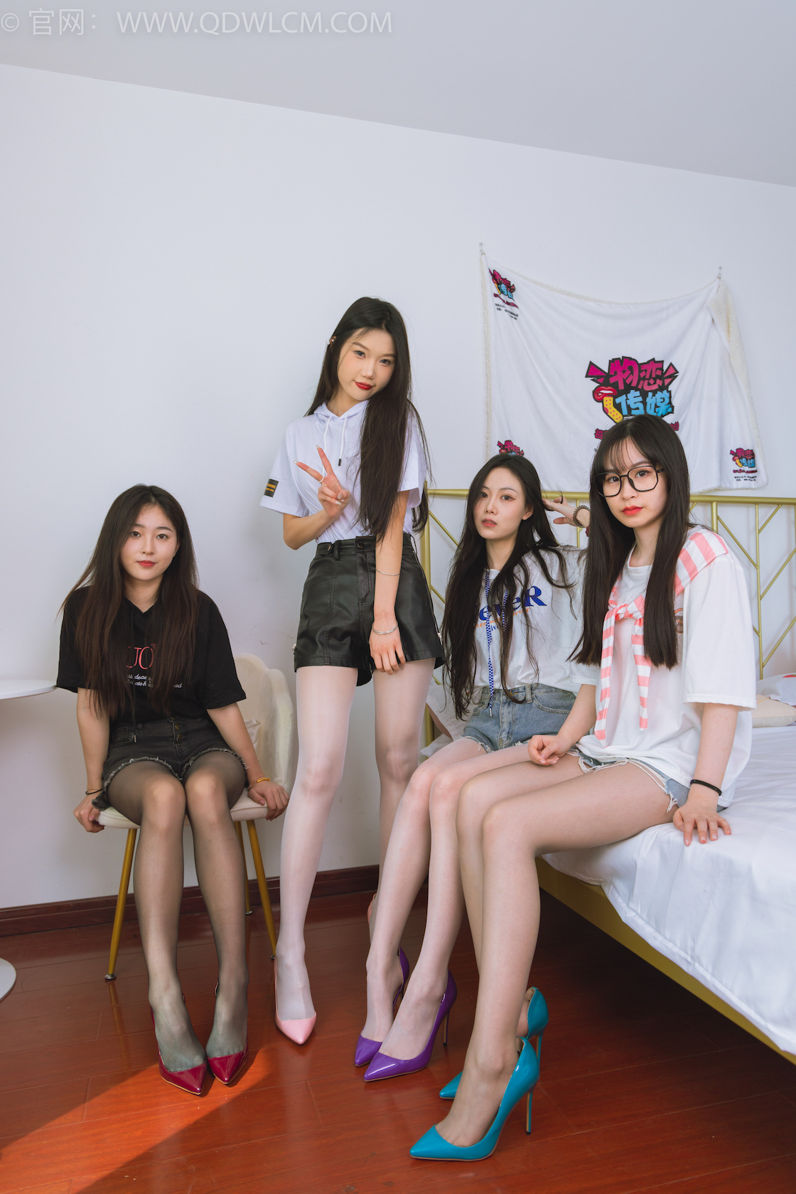 物恋传媒 - NO.1607期 《小竹美兔康康兮兮》 美女聚会
