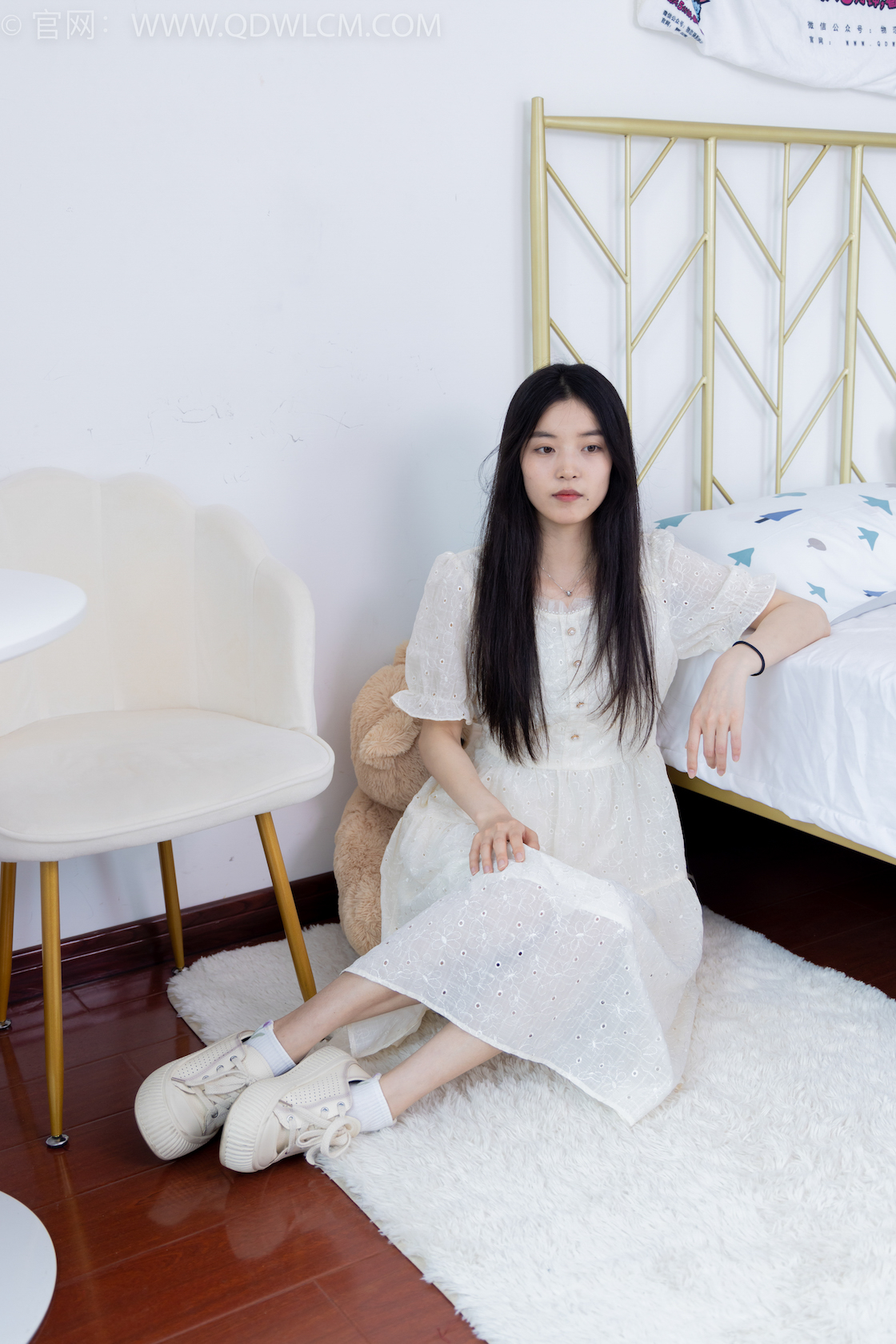 资讯|物恋传媒 &#8211; NO.1600期 《茯苓》 板鞋，白棉袜，裸足