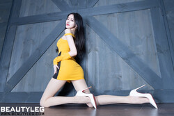 资讯|BEAUTYLEG &#8211; NO.2099 《Avril》 腿模 [62P]