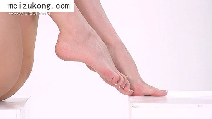 资讯|Ligui丽柜 &#8211; 2020.11.10 HD视频[白色恋人] 兔子 [1V-391M]