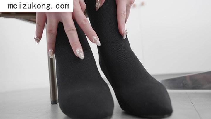 资讯|Ligui丽柜 &#8211; 2021.02.08 HD视频[糖果日记] 静瑶 [1V-893M]