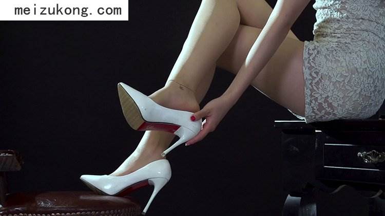 Ligui丽柜 - 2021.09.28 HD视频[美镜映玉足] 苏黎 [1V-217M]