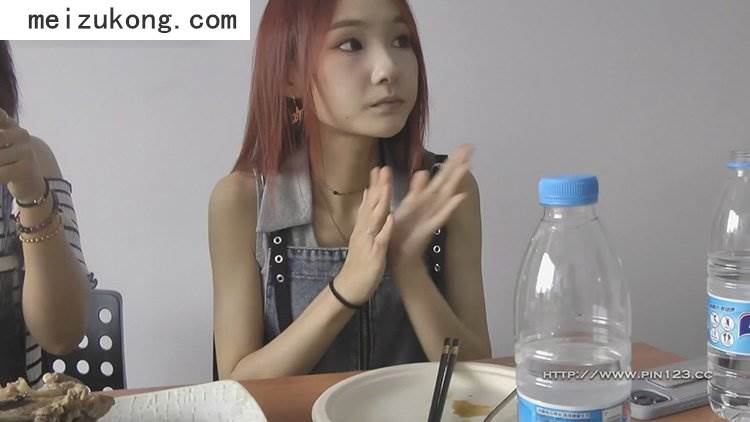 Ligui丽柜 - 2022.08.06 HD视频[七夕-田园春色-网络版] 甜甜&心心 [1V-532M]