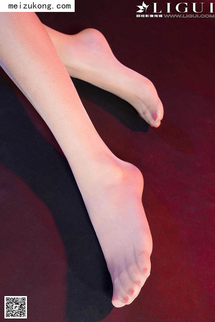 资讯|Ligui丽柜 &#8211; 2015.06.16 网络丽人 Model 曼蒂 [31P-44.3MB]