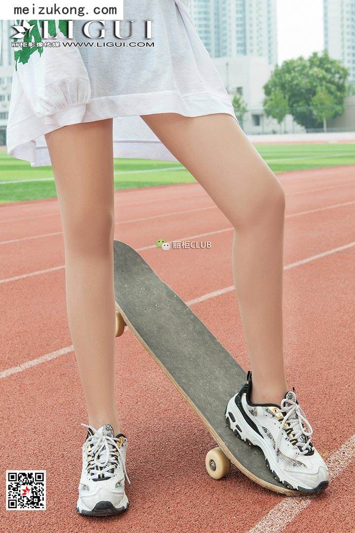 Ligui丽柜 - 2017.11.30 网络丽人 Model 筱筱 [89p-110M]