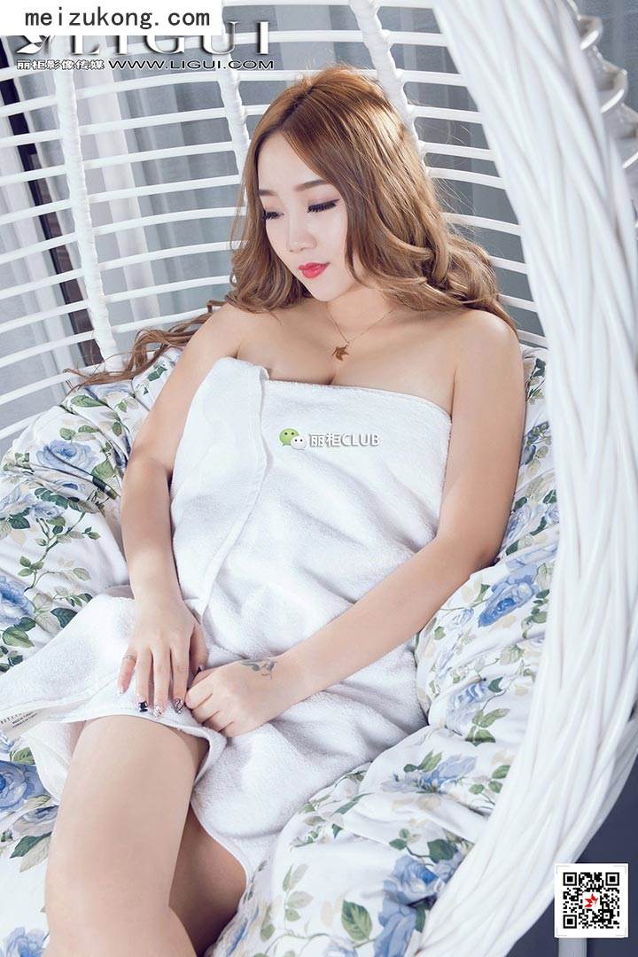 Ligui丽柜 - 2017.10.28 网络丽人 Model 凌菲 [25p-25M]
