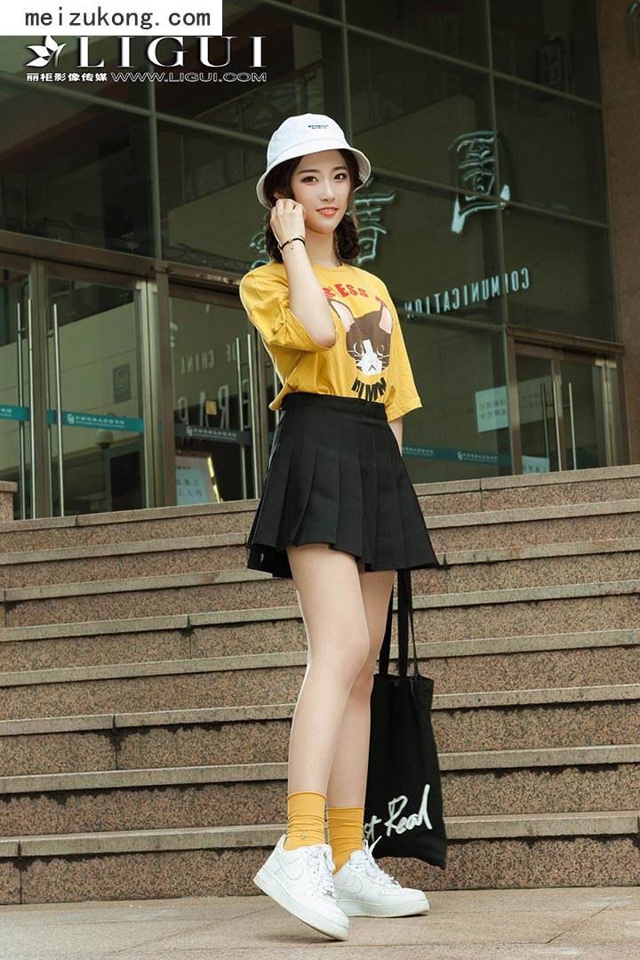 资讯|Ligui丽柜 &#8211; 2018.10.24 网络丽人 Model 筱筱 [57p-39M]