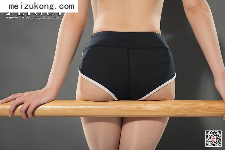 Ligui丽柜 - 2018.11.26 网络丽人 Model 小戈 [53p-30M]