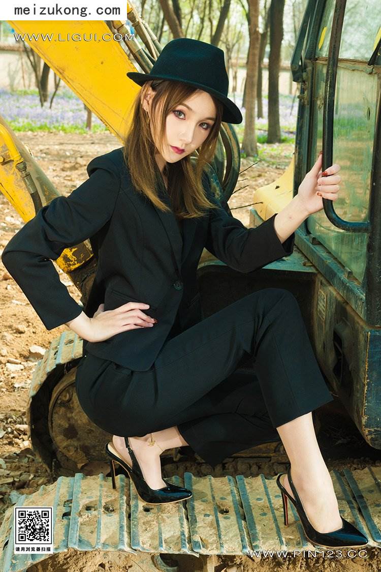 资讯|Ligui丽柜 &#8211; 2023.04.10 [野外柑丝] 心心 [59p-79M]