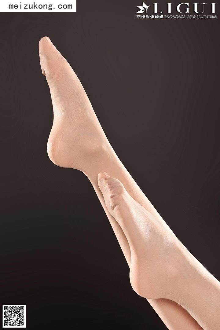 资讯|Ligui丽柜 &#8211; 2014.12.02 网络丽人 Model 可馨 [39P-103MB]