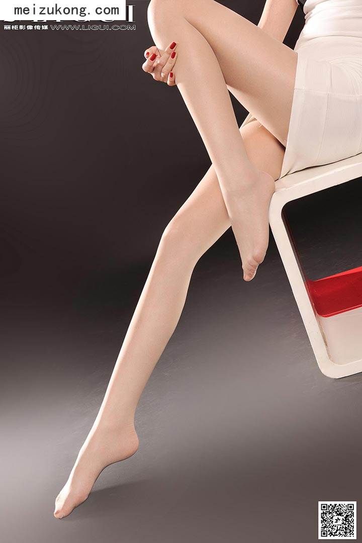 资讯|Ligui丽柜 &#8211; 2014.11.30 网络丽人 Model 可馨 [38P-116MB]