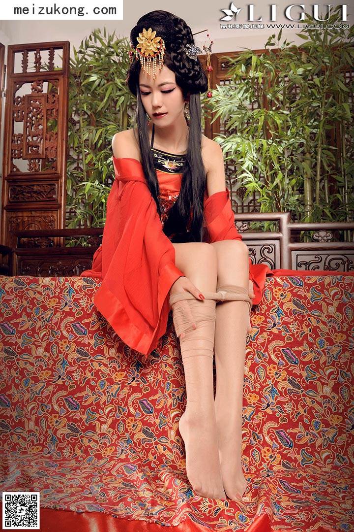 Ligui丽柜 - 2015.02.20 时尚写真 Model 可馨 [54P-26.0MB]