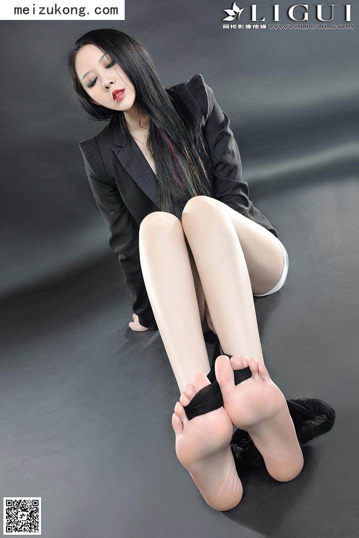 资讯|Ligui丽柜 &#8211; 2015.07.15 网络丽人 Model 菲菲 [34P-35.7MB]