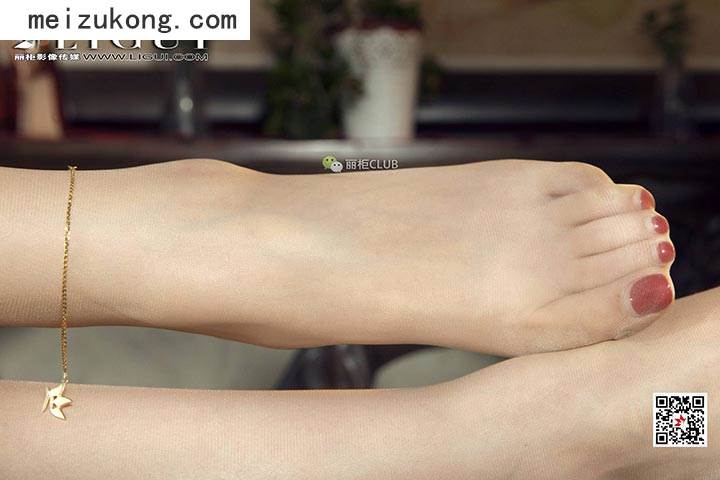 Ligui丽柜 - 2018.05.10 网络丽人 Model 小戈 [45p-38M]