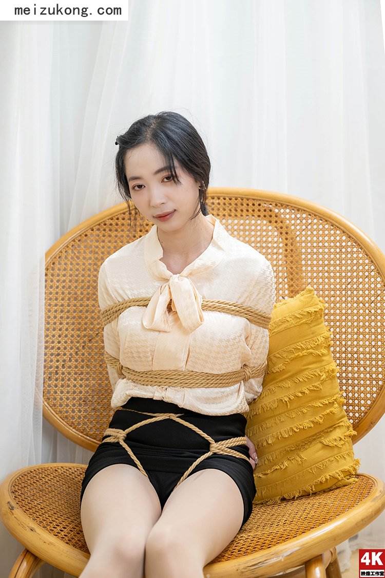 Ligui丽柜 - 2022.07.14 [花园怡情-下] 糖糖 [74p-127M]