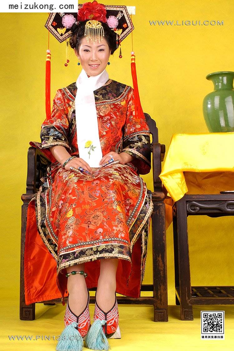 资讯|Ligui丽柜 &#8211; 2022.12.07 [经典回顾] 希希 [63p-99M]