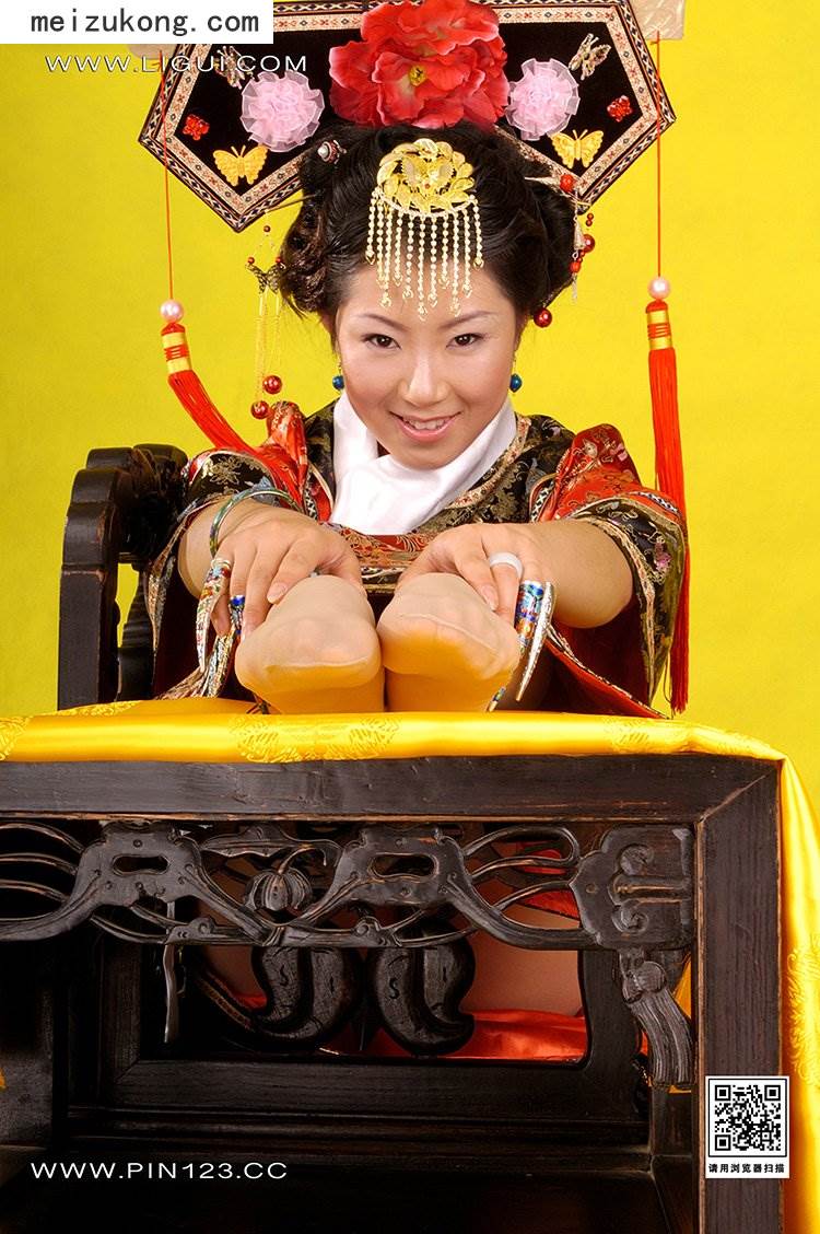 资讯|Ligui丽柜 &#8211; 2022.12.07 [经典回顾] 希希 [63p-99M]