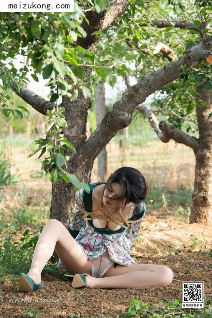 Ligui丽柜 - 2024.07.12 [甜甜户外美束-会员定制] 甜甜 [59p-151M]