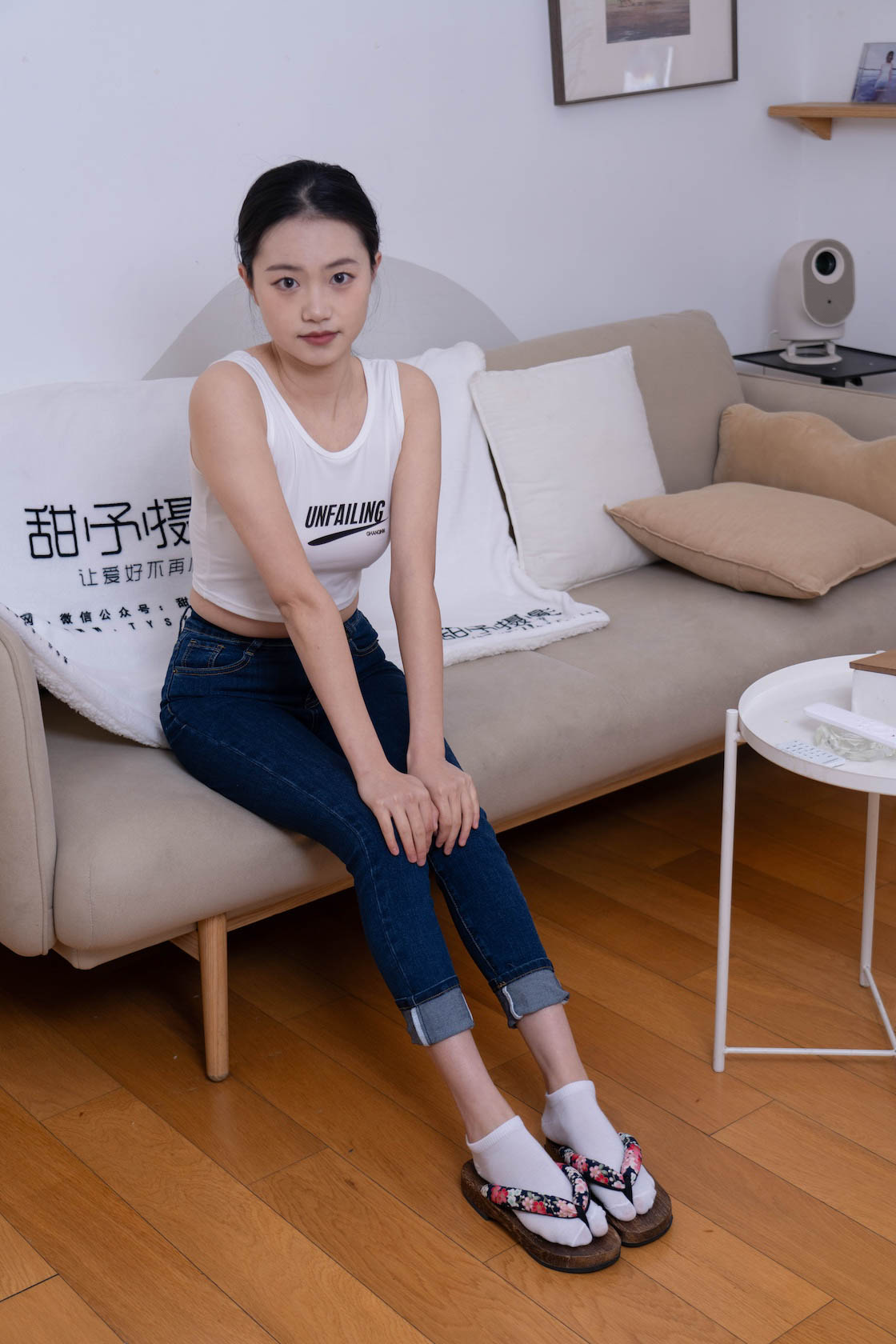 资讯|甜予摄影 &#8211; NO.069期 《齐齐》 短靴，人字拖，短白棉袜，长白棉袜，裸足