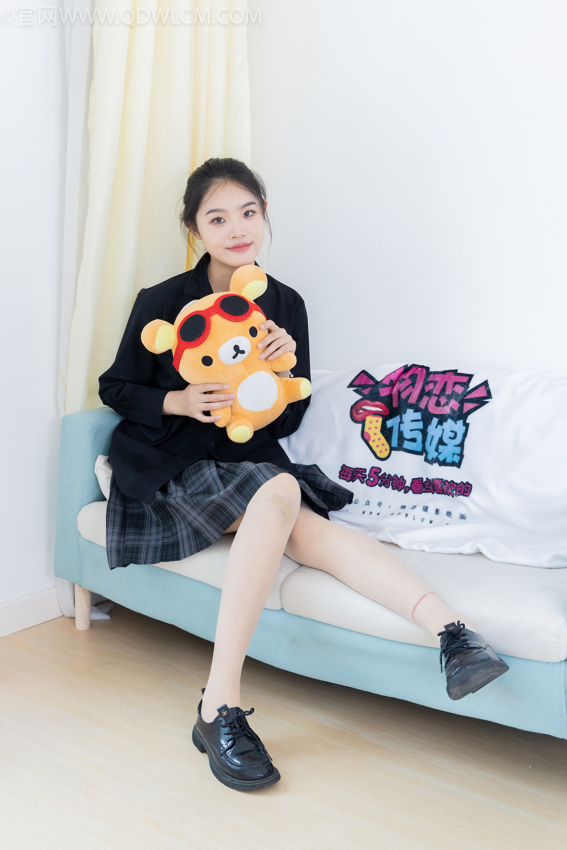 资讯|物恋传媒 &#8211; NO.2015期 《晴晴》 皮鞋，肉丝[脚尖加固款]，jk制服