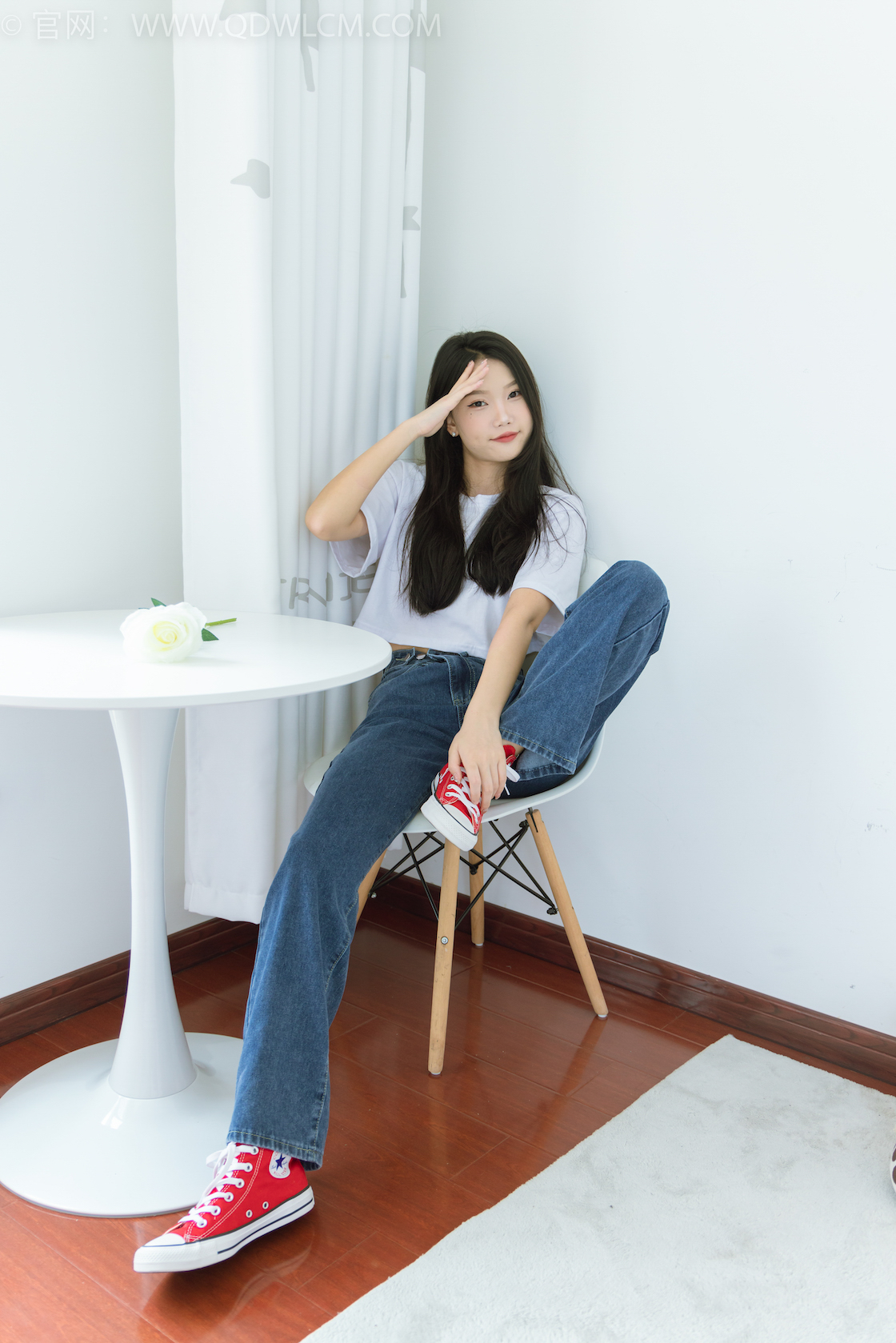 资讯|物恋传媒 &#8211; NO.2056期 《小竹》 板鞋，白色棉船袜，肚子疼揉肚子剧情，物恋传媒，物恋摄影映画