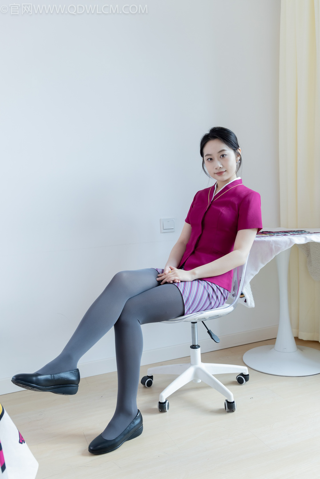 资讯|物恋传媒 &#8211; NO.2170期 《小新》 皮鞋，南航制服，厚灰丝，裸足，物恋传媒，物恋摄影映画