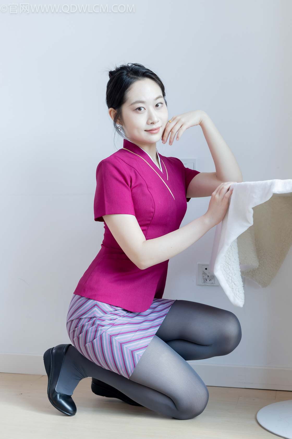 资讯|物恋传媒 &#8211; NO.2170期 《小新》 皮鞋，南航制服，厚灰丝，裸足，物恋传媒，物恋摄影映画