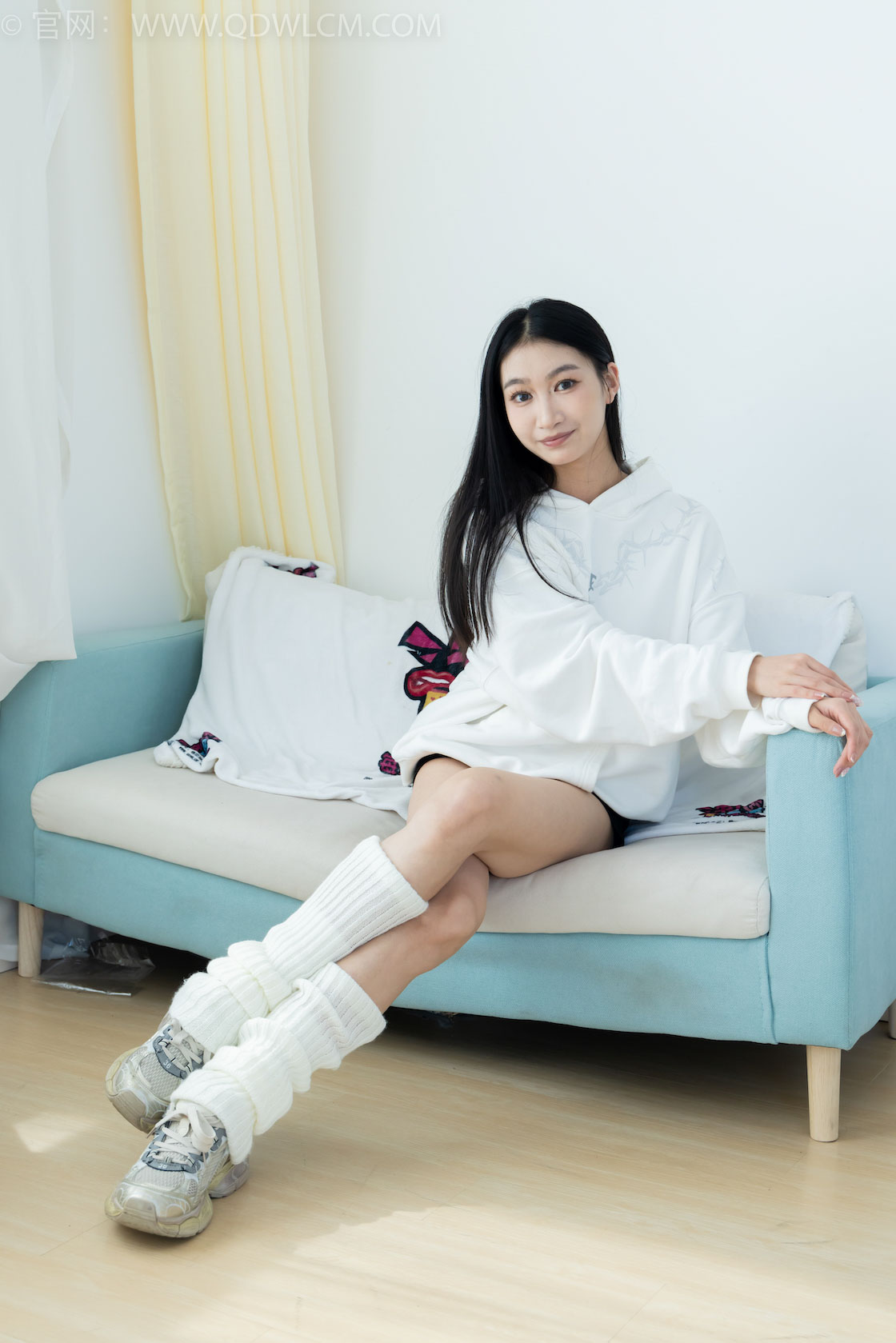 物恋传媒 -  第2117-2136共20期打包[棉袜，船袜，裸足，丝袜，打包]