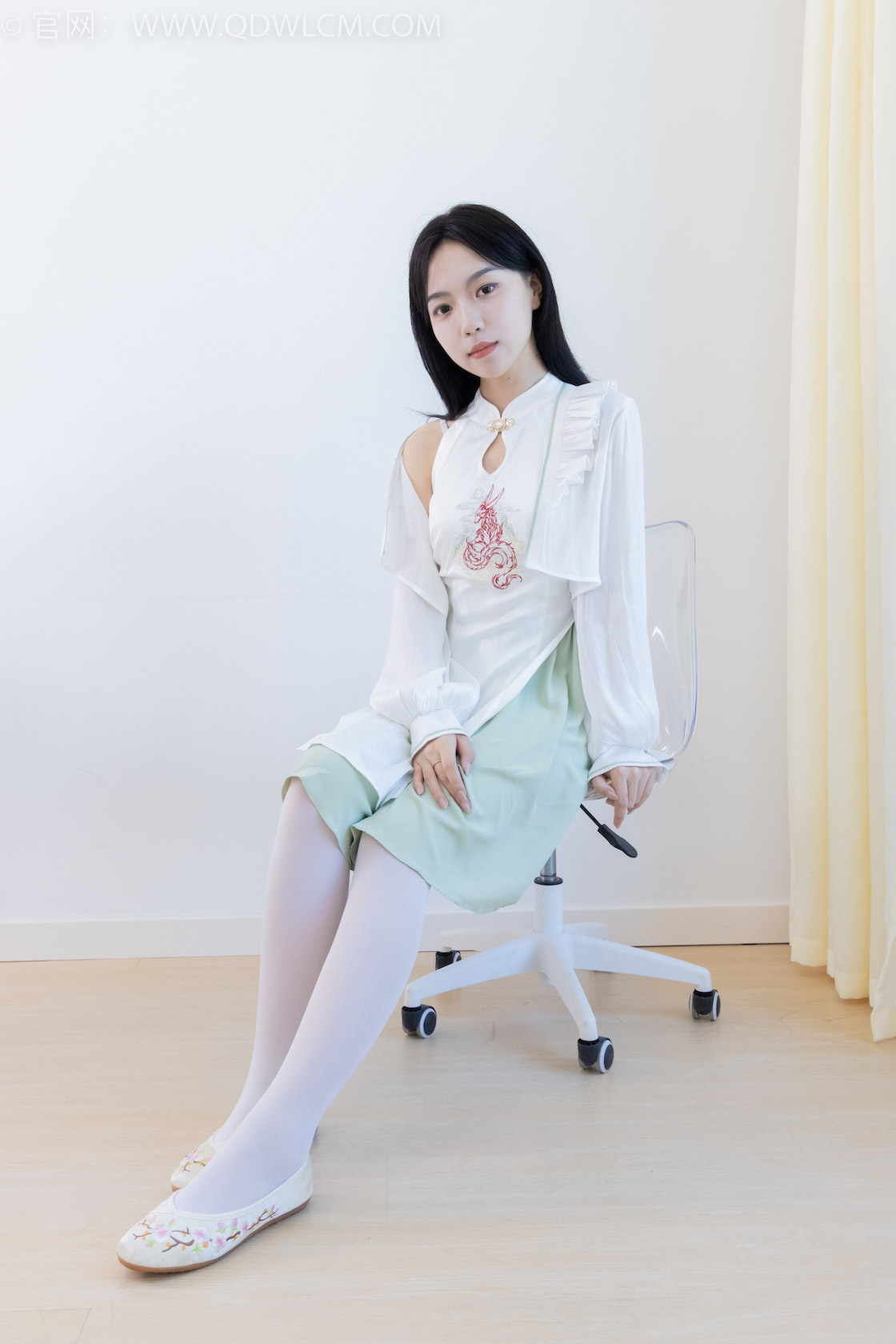 资讯|物恋传媒 &#8211;  第2197-2216共20期打包[棉袜，船袜，裸足，丝袜，打包]