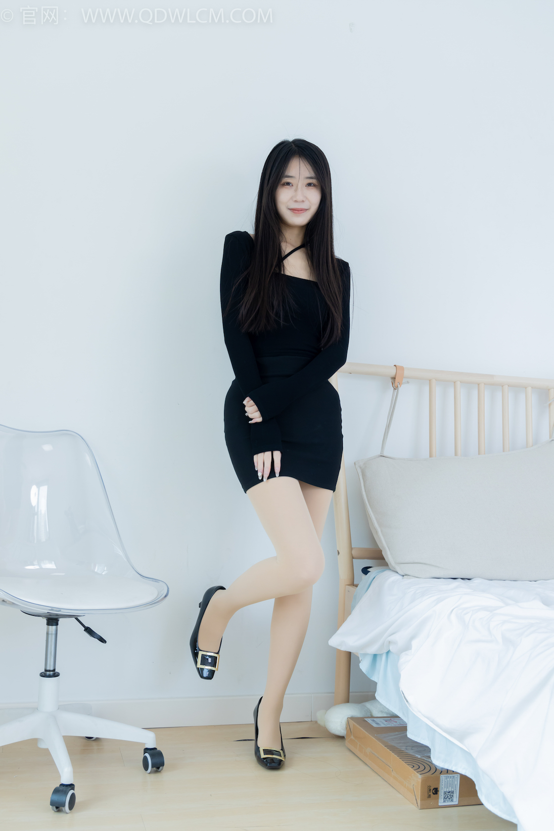 资讯|物恋传媒 &#8211; NO.2298期 《菜菜》 高跟鞋，厚肉丝，肚子痛揉肚子剧情，物恋传媒，物恋摄影映画