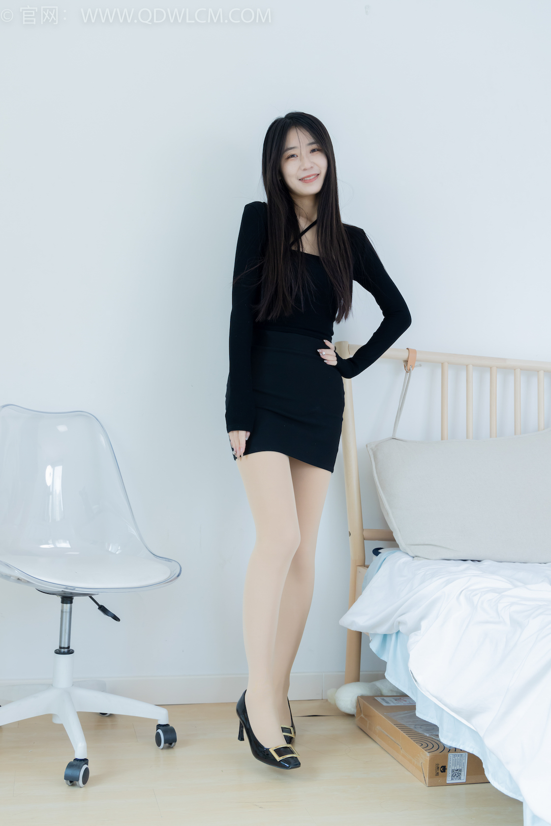 资讯|物恋传媒 &#8211; NO.2298期 《菜菜》 高跟鞋，厚肉丝，肚子痛揉肚子剧情，物恋传媒，物恋摄影映画