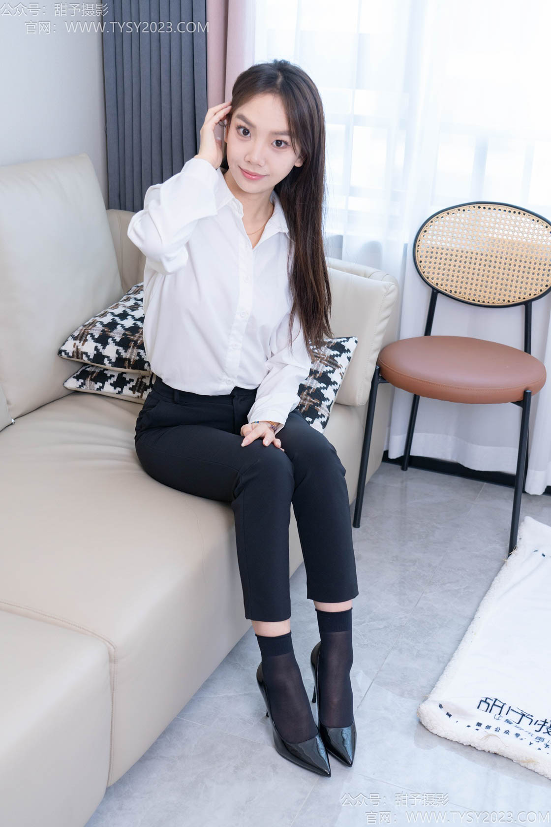 资讯|甜予摄影 &#8211; NO.238期 《贝壳》 黑色高跟鞋，黑色短丝袜[脚尖加固]，黑色短丝袜，肉色短丝袜[脚尖加固]，肉色短丝袜，裸足