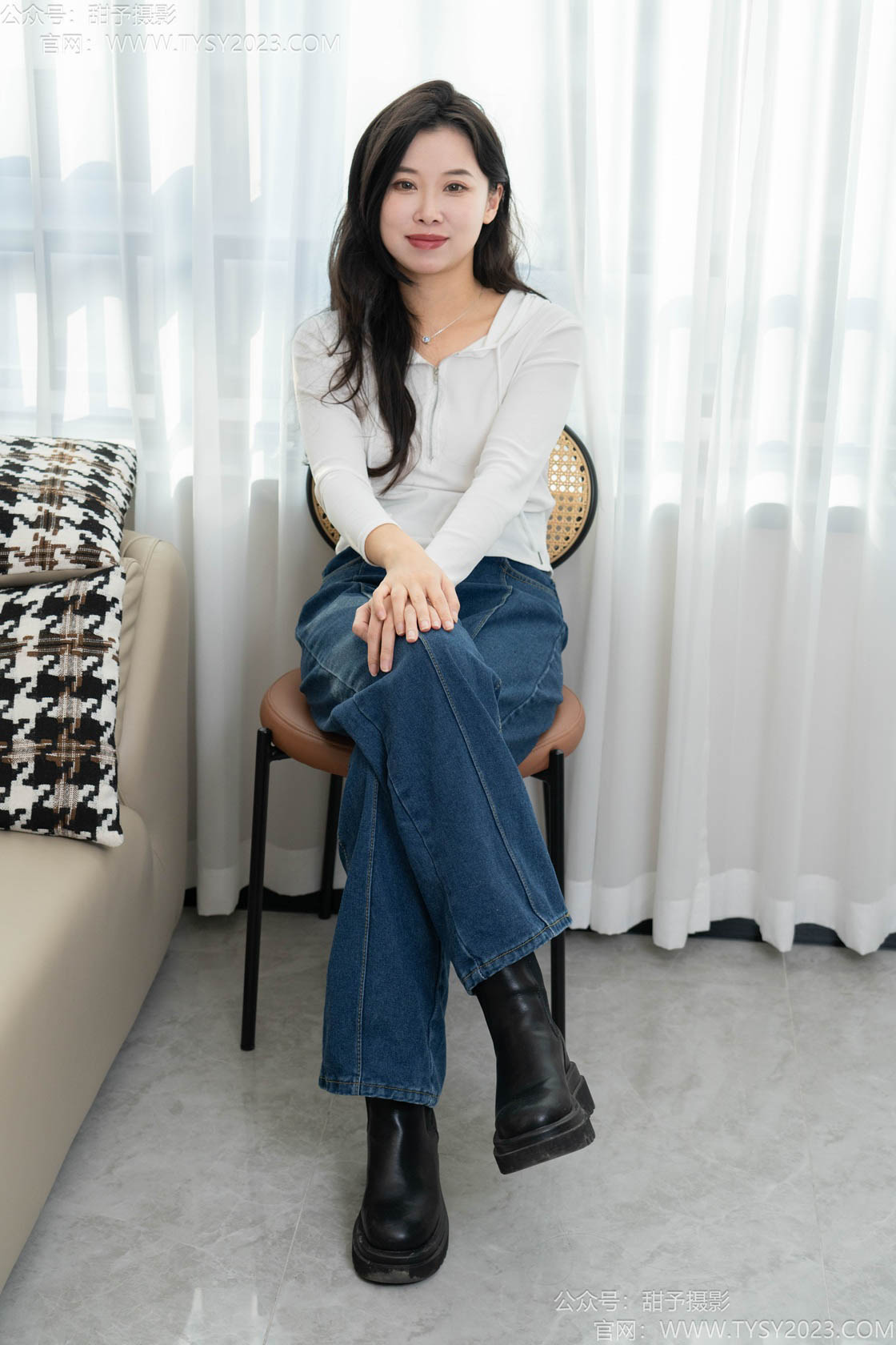 资讯|甜予摄影 &#8211; NO.237期 《梦梦》 靴子 ，白棉袜， 薄肉丝[脚尖加固]