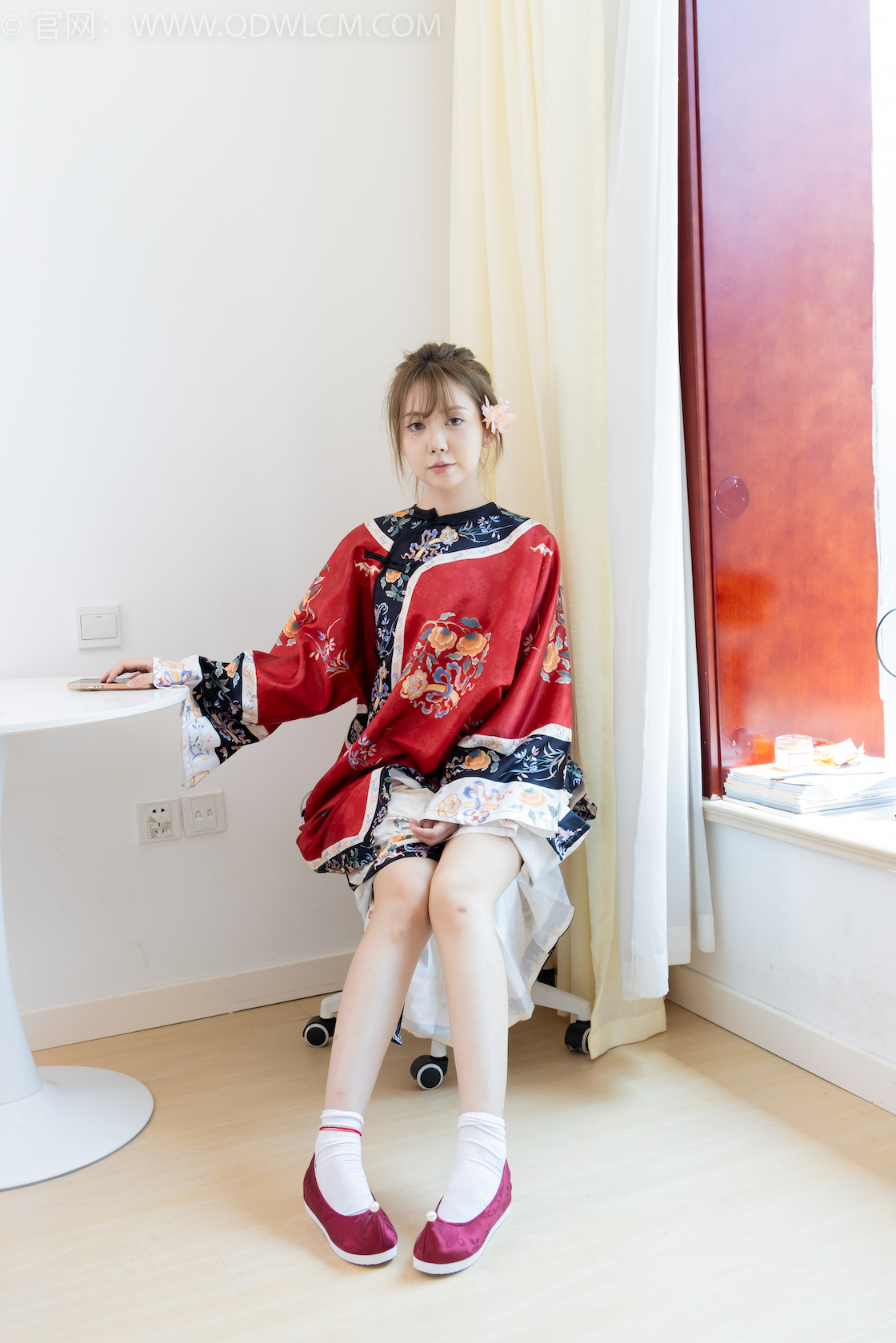 资讯|物恋传媒 &#8211; NO.2429期 《小曦》 汉服，布鞋，足袋，白棉袜，物恋传媒摄影作品